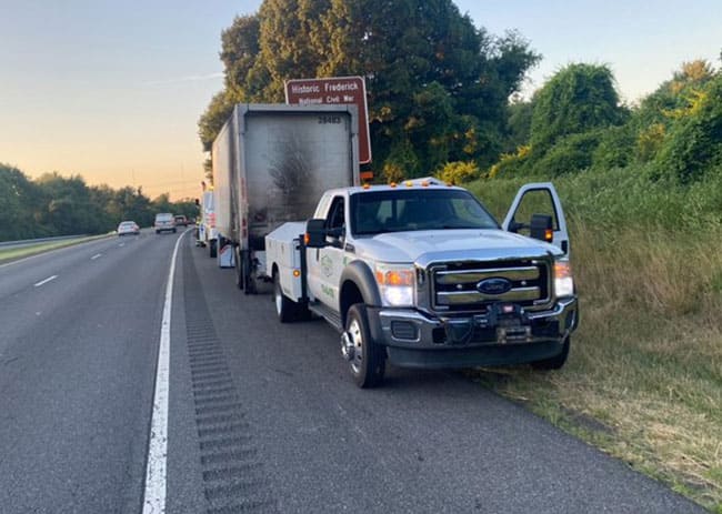 Choosing the Right Towing Service for Your Needs all out fleet servuce